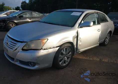 2008 Toyota Avalon Touring z USA, uszkodzony, nr VIN 4T1BK36B68U273148